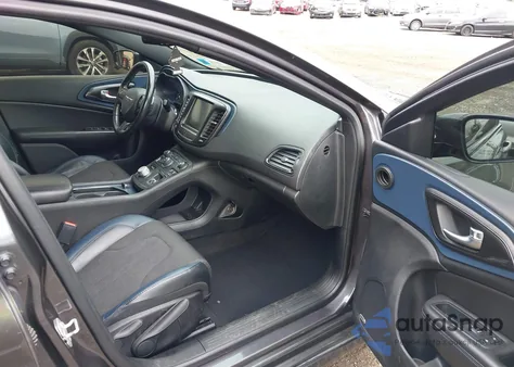 2015 Chrysler 200 S z USA, uszkodzony, nr VIN 1C3CCCDG9FN687007